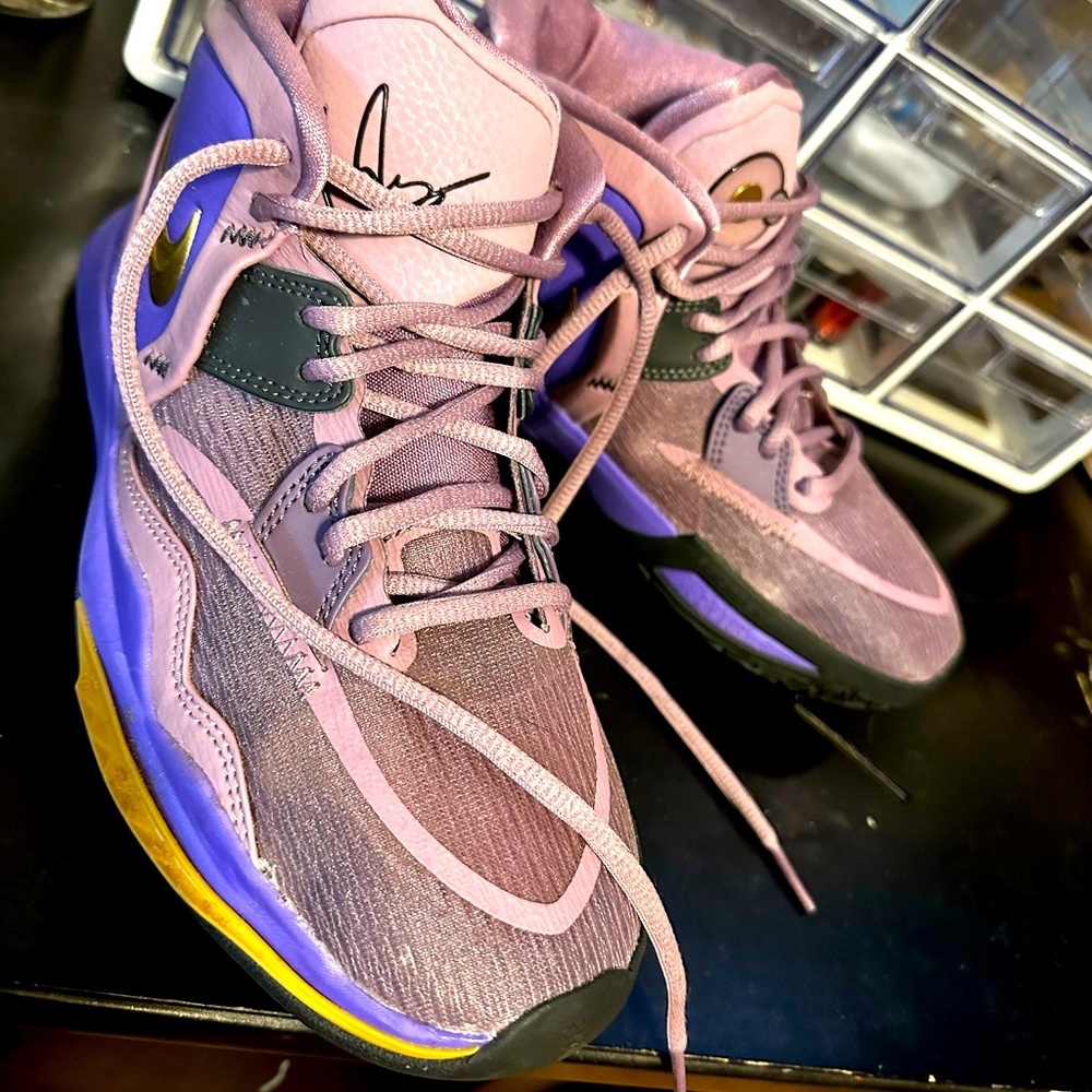 Nike kyrie 8 infinity